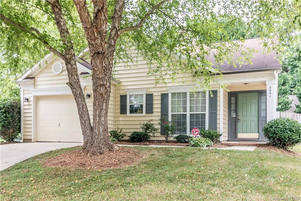 8901 Trentsby Place Charlotte NC 28216