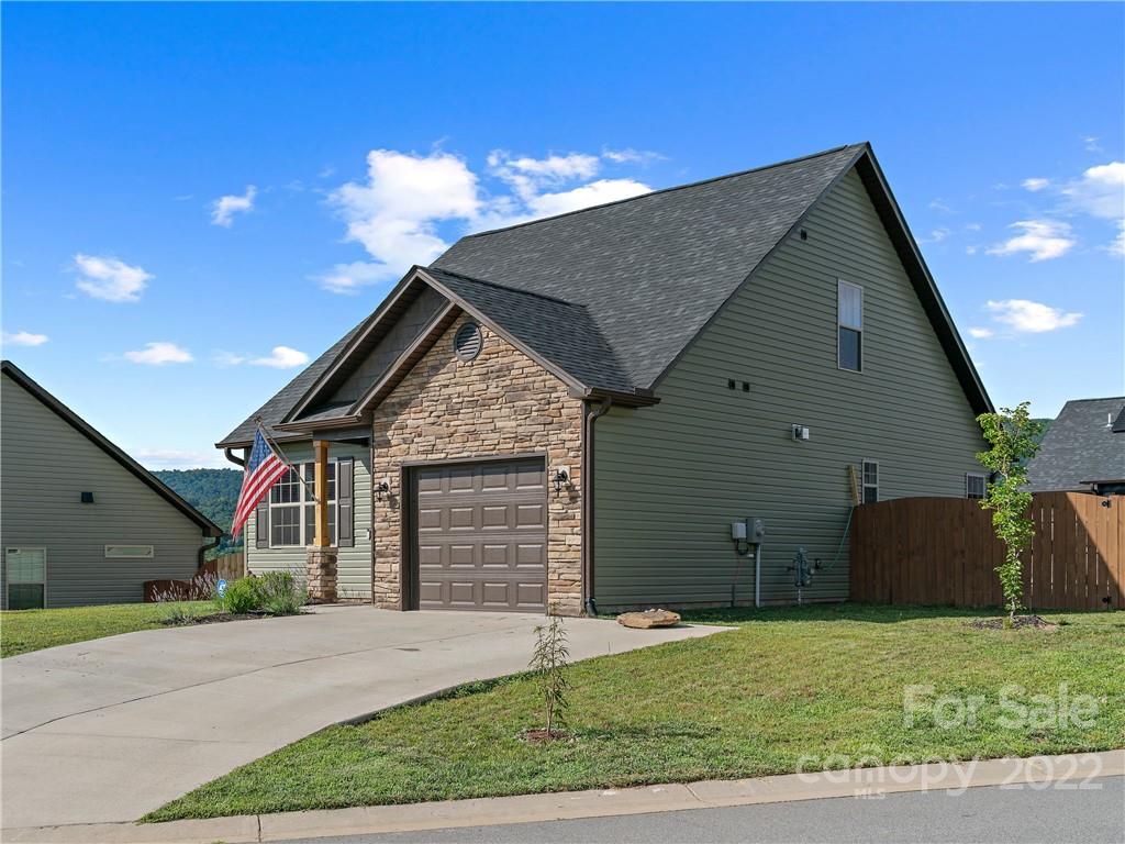 526 Rosebud Orchid Way Weaverville NC 28787