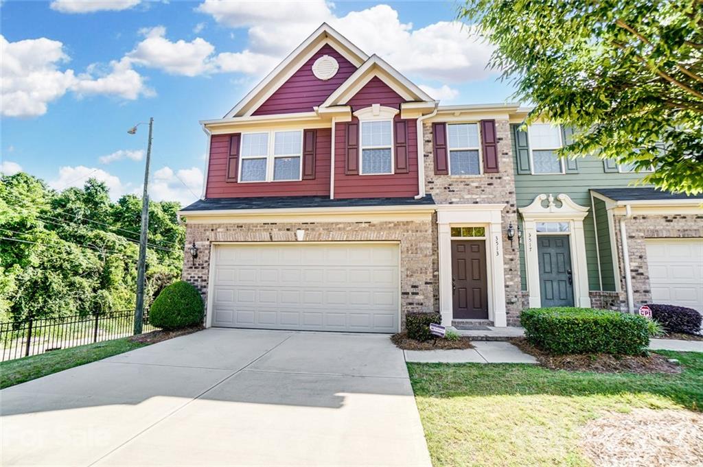 3513 Hornets Nest Way Charlotte NC 28208