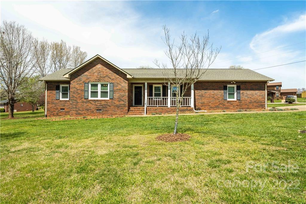 2053 Adare Court Newton NC 28658