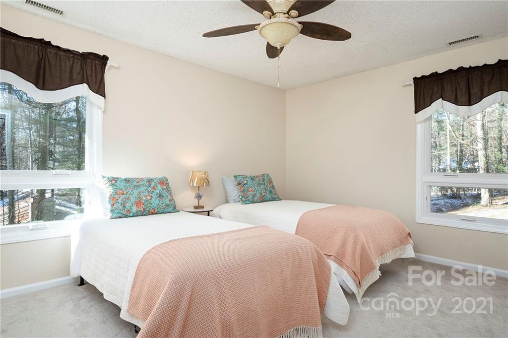 18 Chipping Green Drive Arden NC 28704