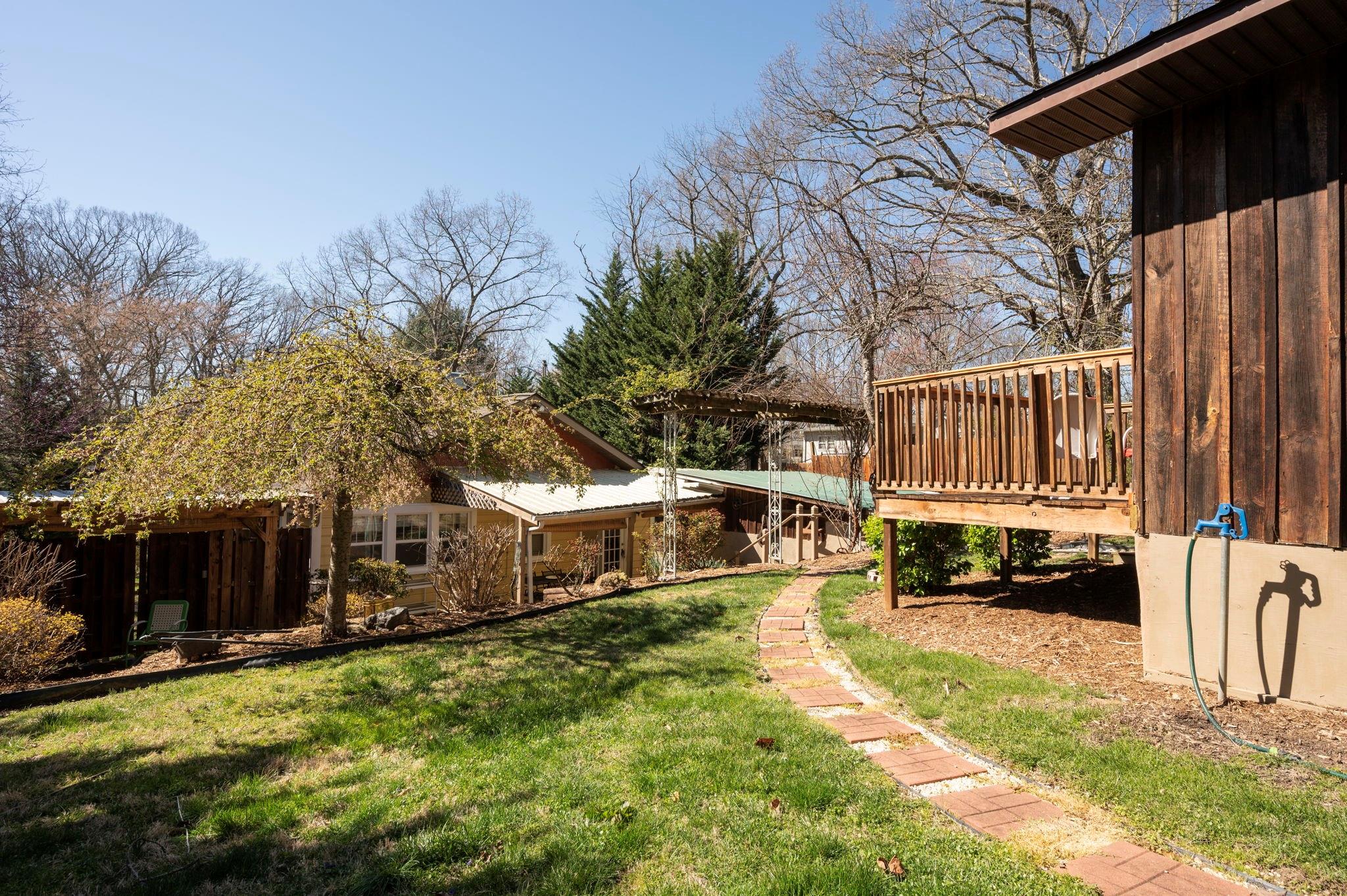 21 Dayton Road Asheville NC 28804