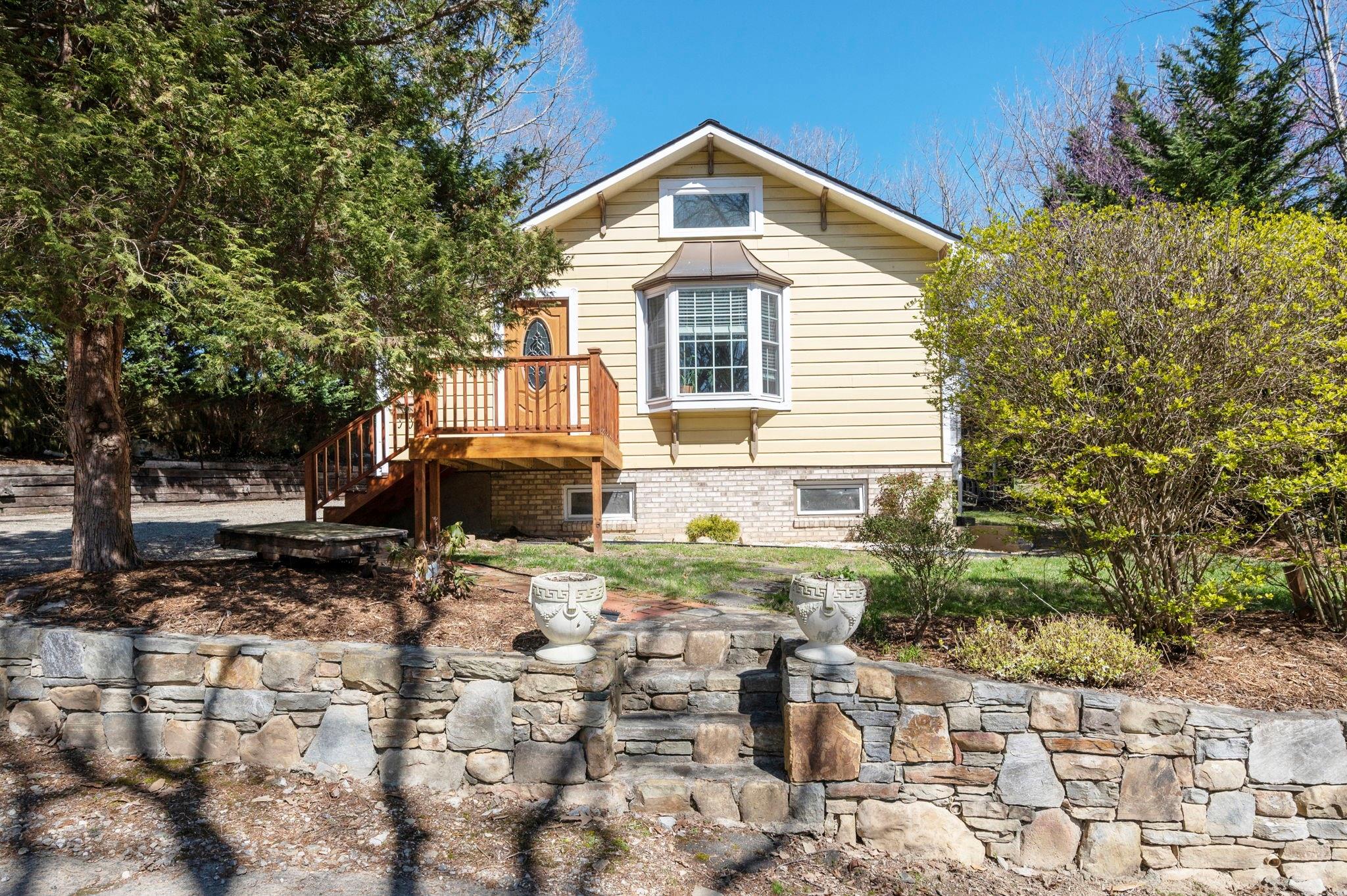 21 Dayton Road Asheville NC 28804