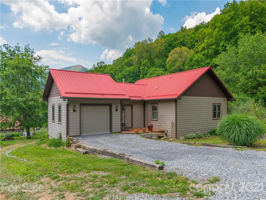 65 Dana Farm Road Maggie Valley NC 28751