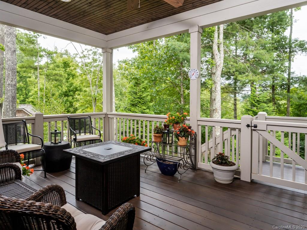 2 Old Bridge Circle Fairview NC 28730