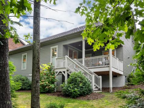 2 Old Bridge Circle Fairview NC 28730