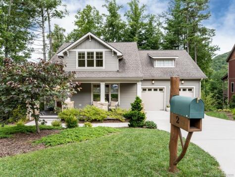 2 Old Bridge Circle Fairview NC 28730