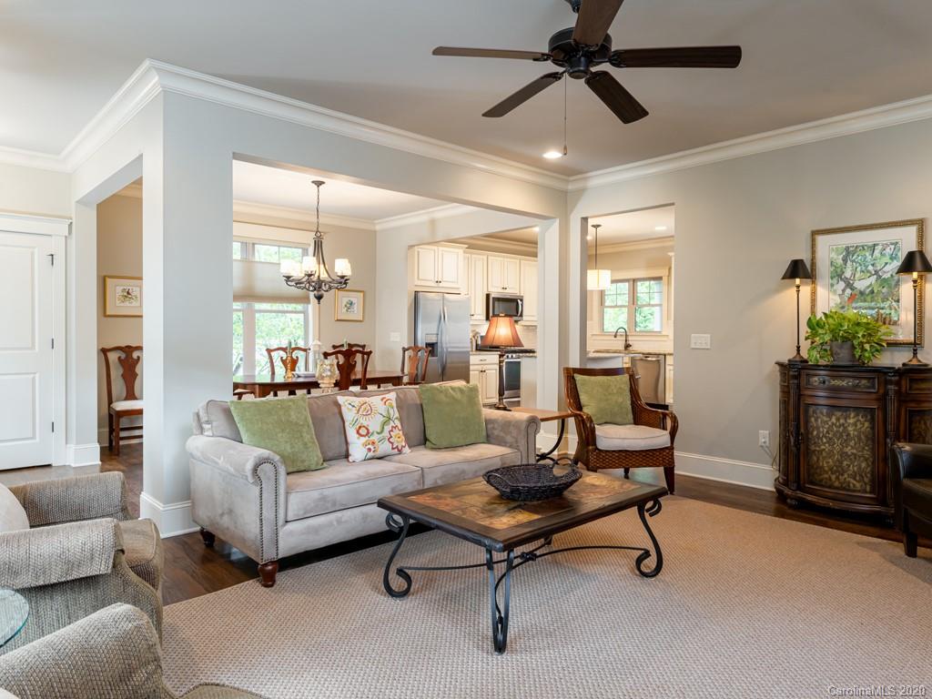 2 Old Bridge Circle Fairview NC 28730