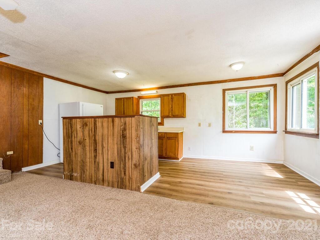 530 Dye Leaf Lane Fairview NC 28730