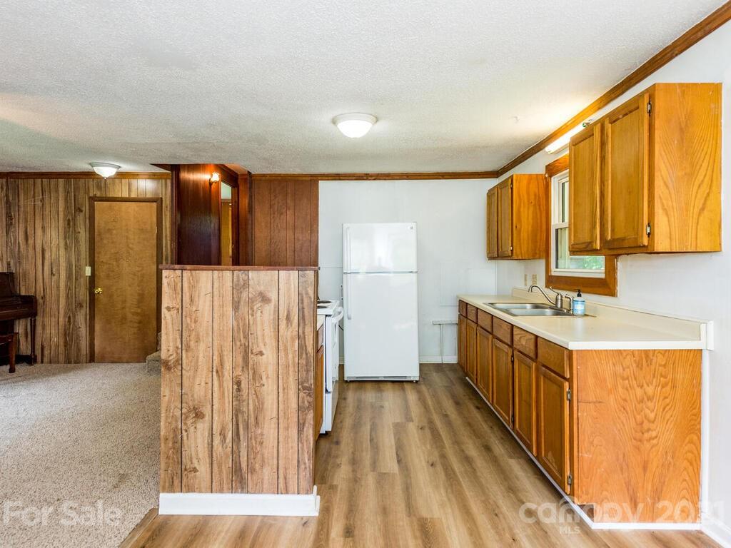 530 Dye Leaf Lane Fairview NC 28730