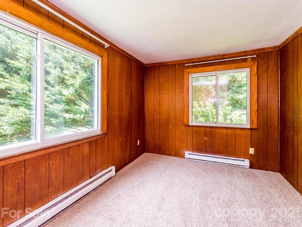530 Dye Leaf Lane Fairview NC 28730