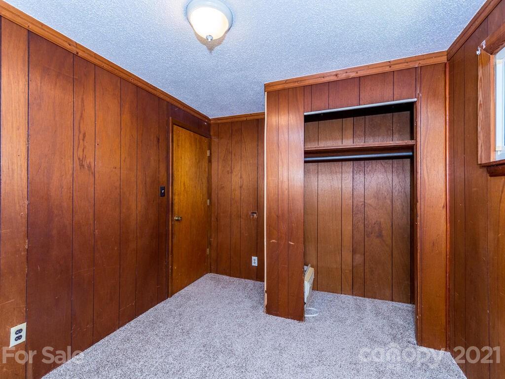 530 Dye Leaf Lane Fairview NC 28730