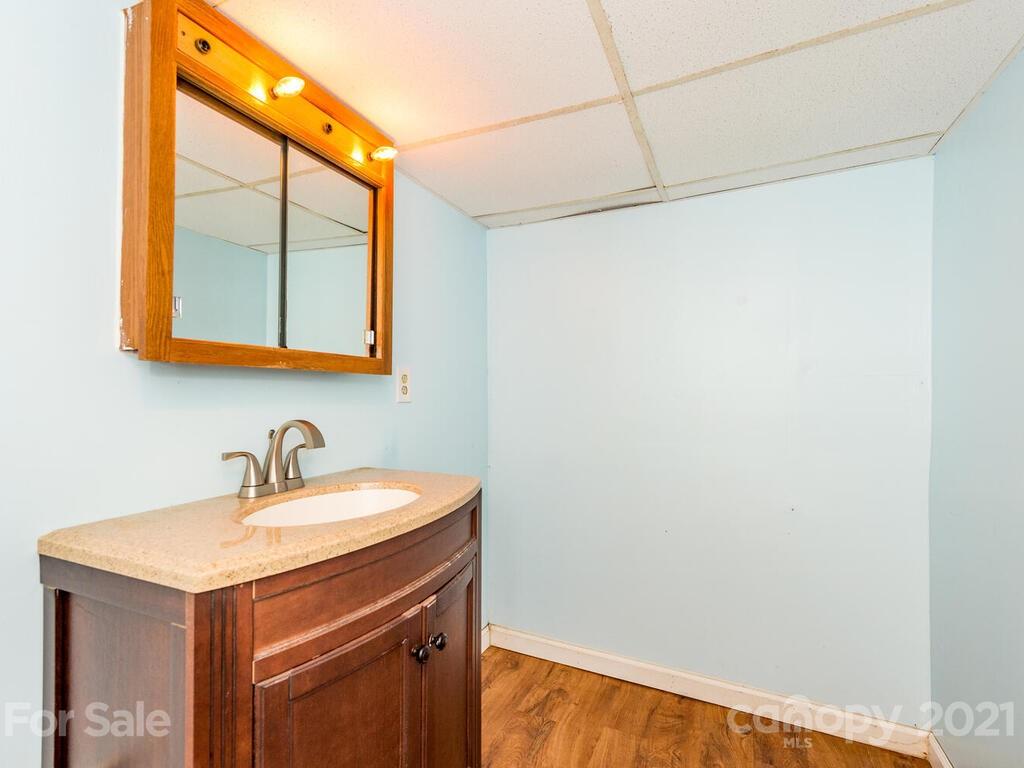 530 Dye Leaf Lane Fairview NC 28730