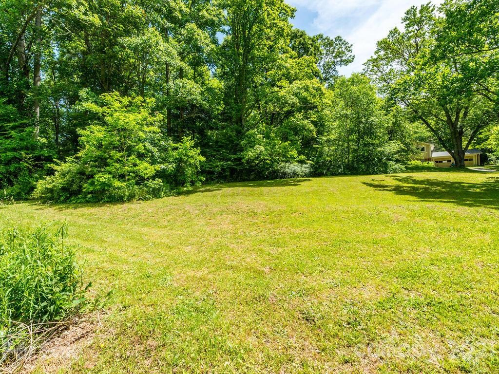 530 Dye Leaf Lane Fairview NC 28730