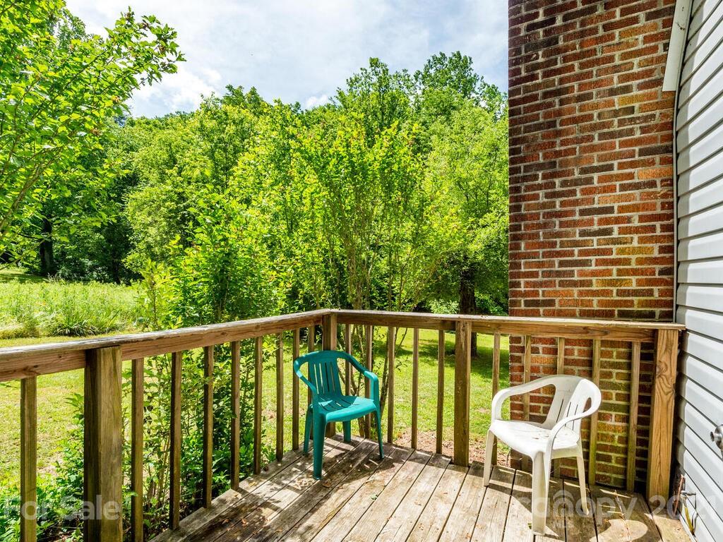 530 Dye Leaf Lane Fairview NC 28730