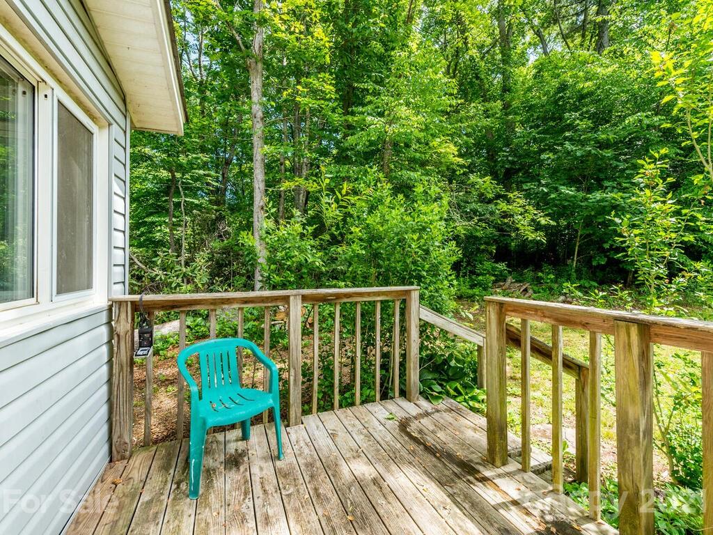 530 Dye Leaf Lane Fairview NC 28730