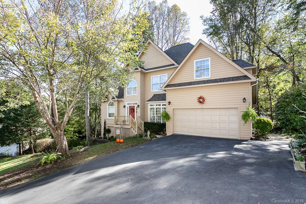 127 Coachmans Trail Asheville NC 28803
