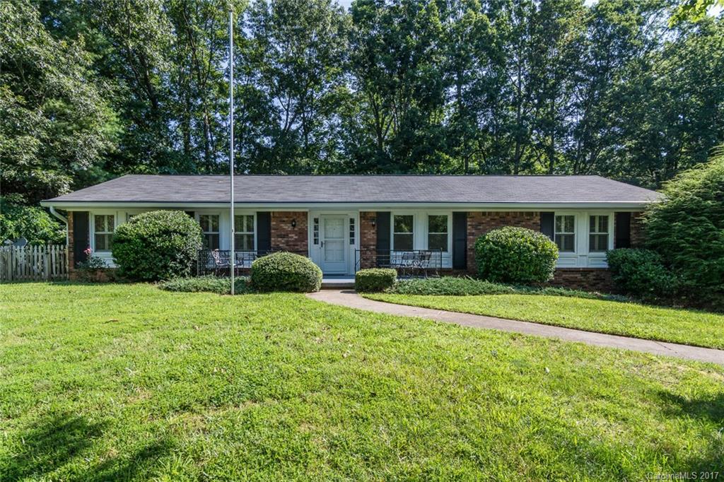 14 Brushwood Road Asheville NC 28804
