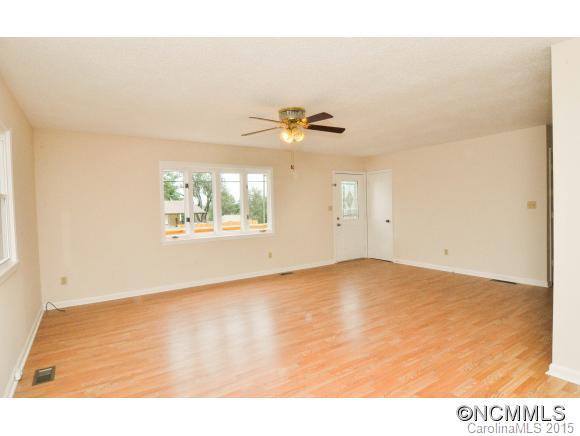 346 Deaverview Road Asheville NC 28806