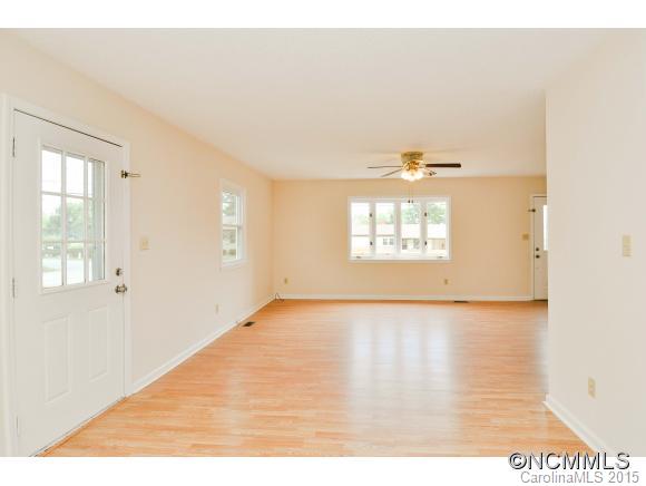 346 Deaverview Road Asheville NC 28806