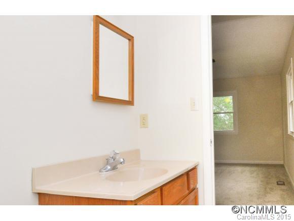 346 Deaverview Road Asheville NC 28806