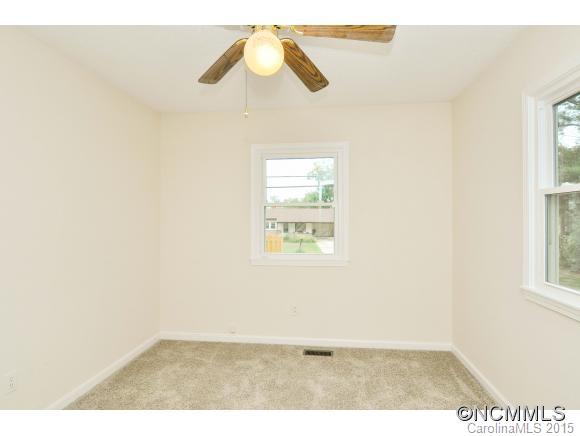 346 Deaverview Road Asheville NC 28806