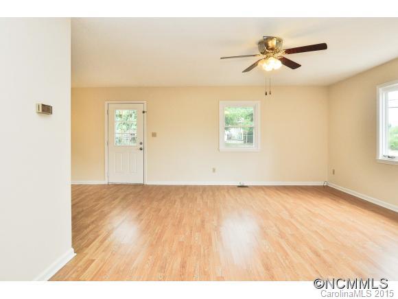 346 Deaverview Road Asheville NC 28806