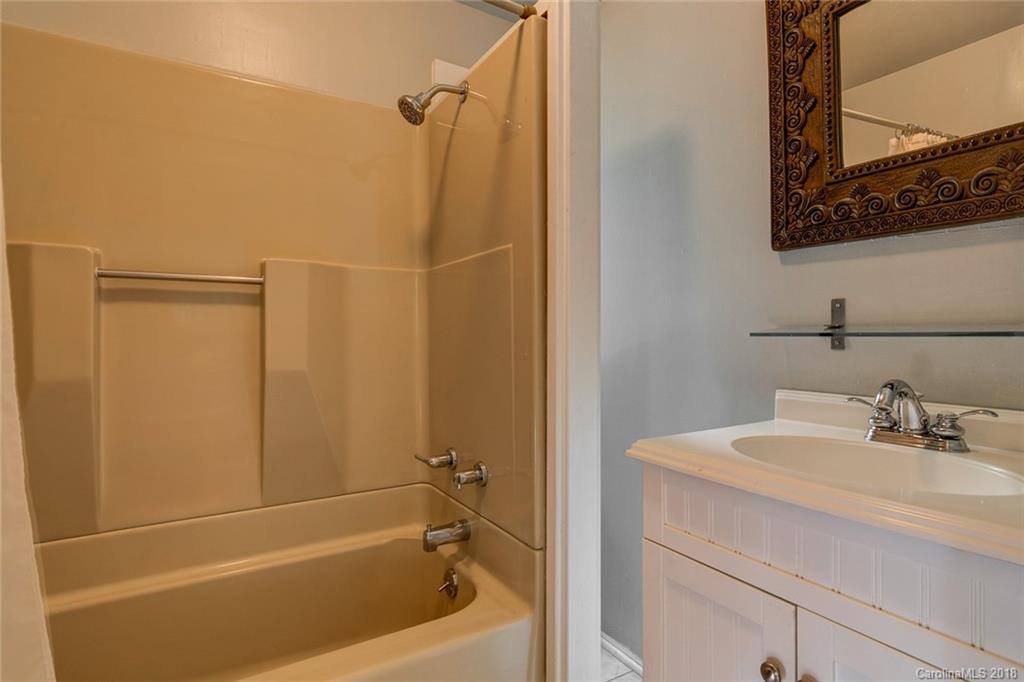 41 Panola Street Asheville NC 28801