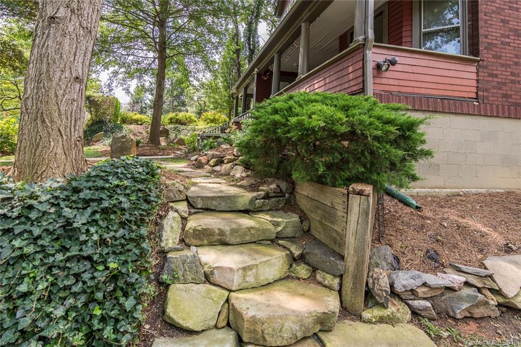 41 Panola Street Asheville NC 28801