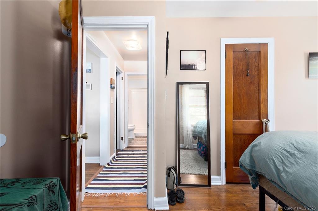 166 Rumbough Place Asheville NC 28806