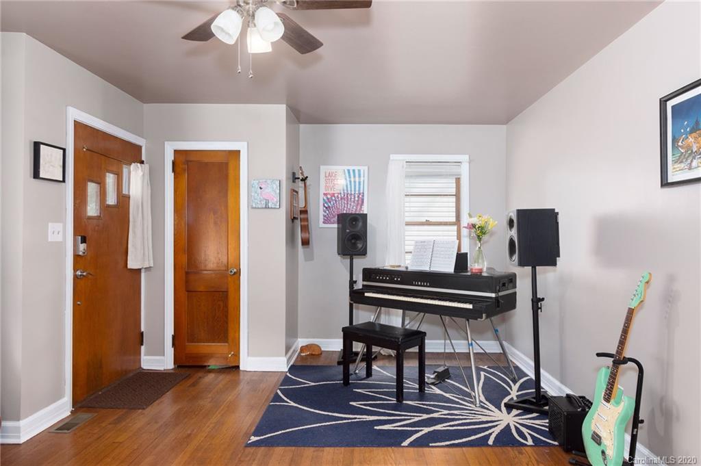 166 Rumbough Place Asheville NC 28806