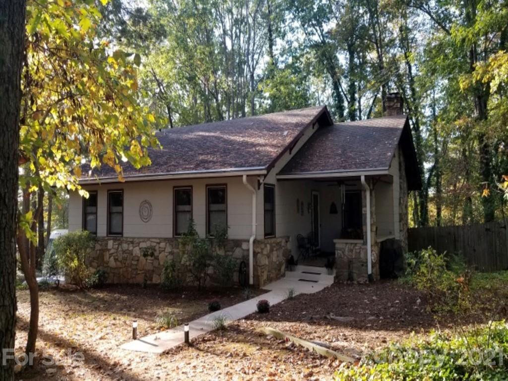 19 Salem Road Weaverville NC 28787
