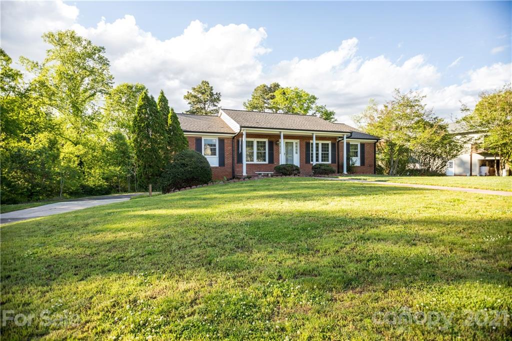 5490 Northwood Drive Hickory NC 28601