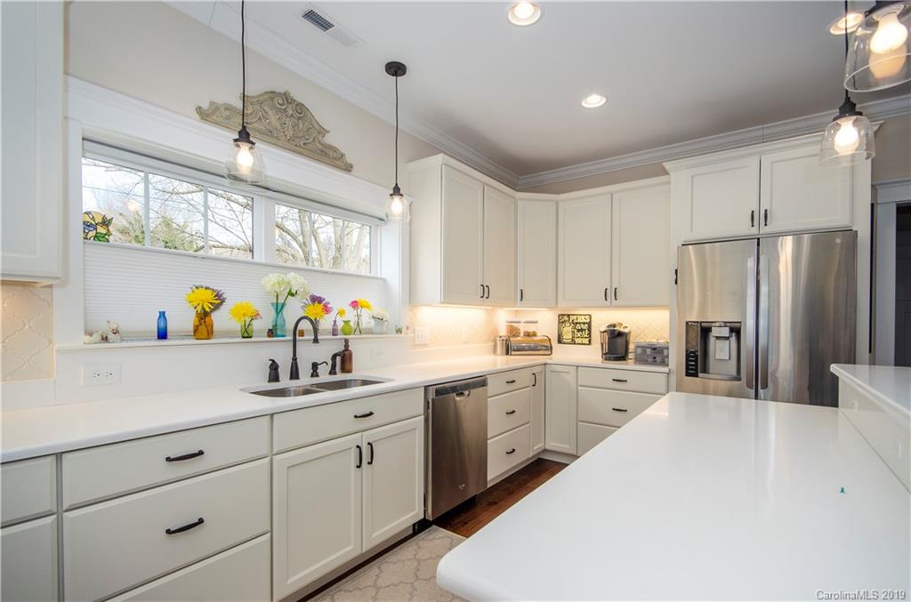 8 Killian Road Asheville NC 28804