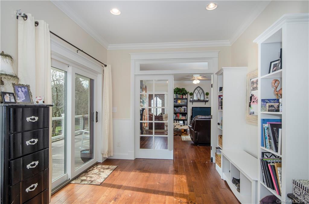 8 Killian Road Asheville NC 28804