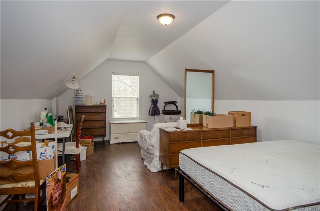 8 Killian Road Asheville NC 28804