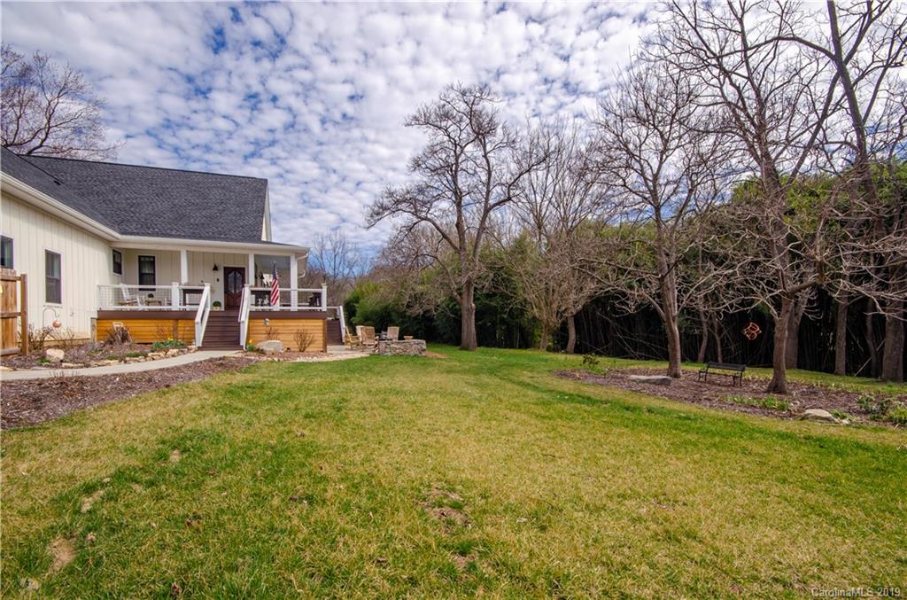 8 Killian Road Asheville NC 28804