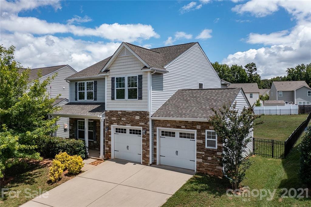 2517 Impatien Drive Charlotte NC 28215