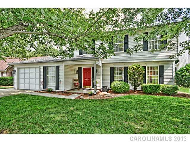 9613 Secretariat Drive Charlotte NC 28216
