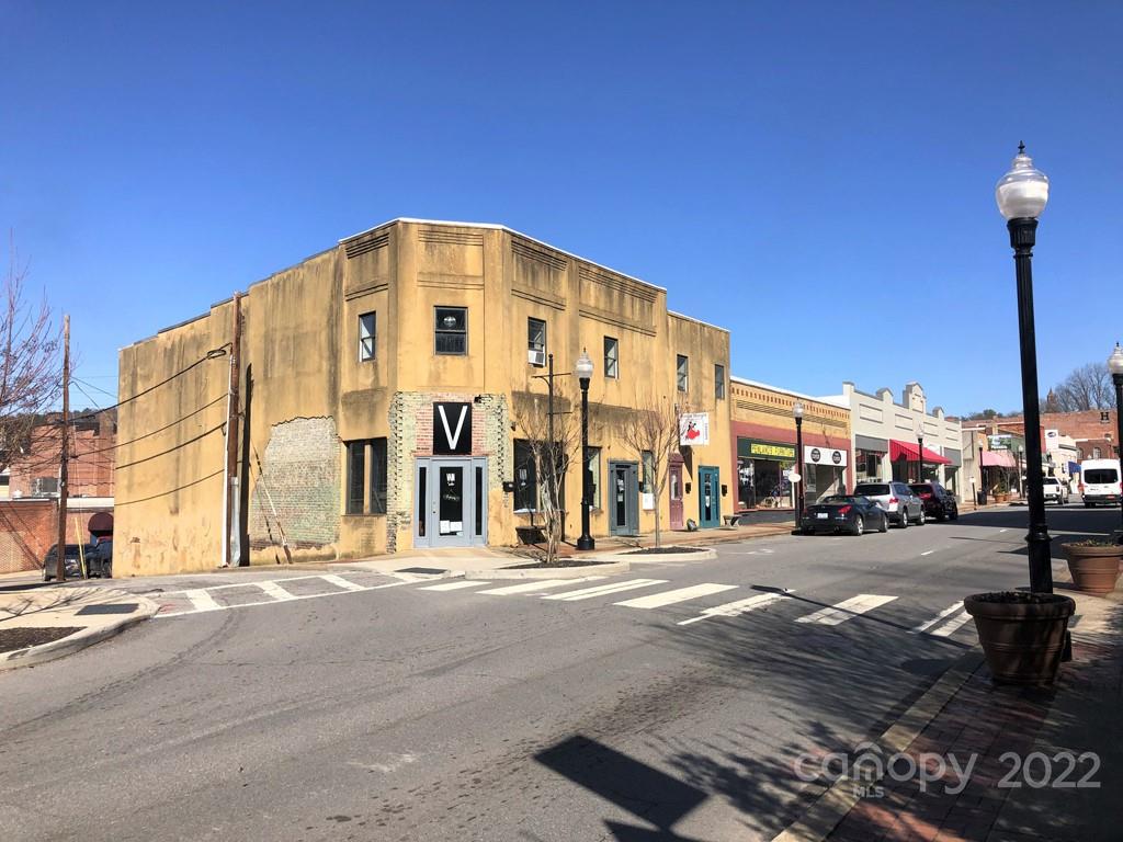 59 Main Street, Canton NC