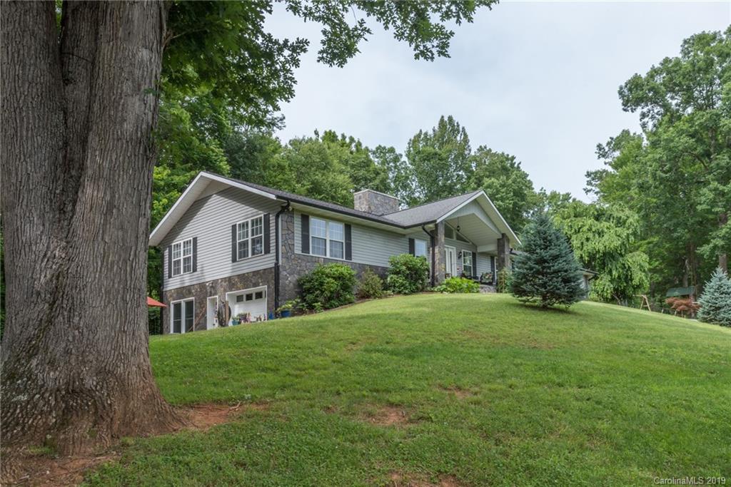 81 Lotawatah Drive Burnsville NC 28714