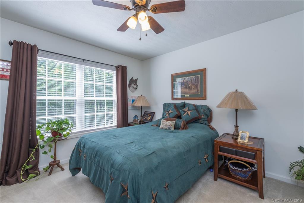 81 Lotawatah Drive Burnsville NC 28714