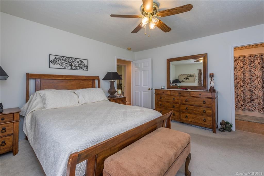 81 Lotawatah Drive Burnsville NC 28714