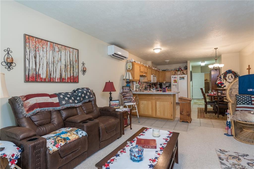 81 Lotawatah Drive Burnsville NC 28714