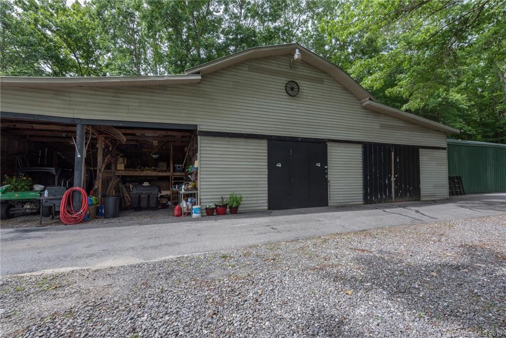 81 Lotawatah Drive Burnsville NC 28714