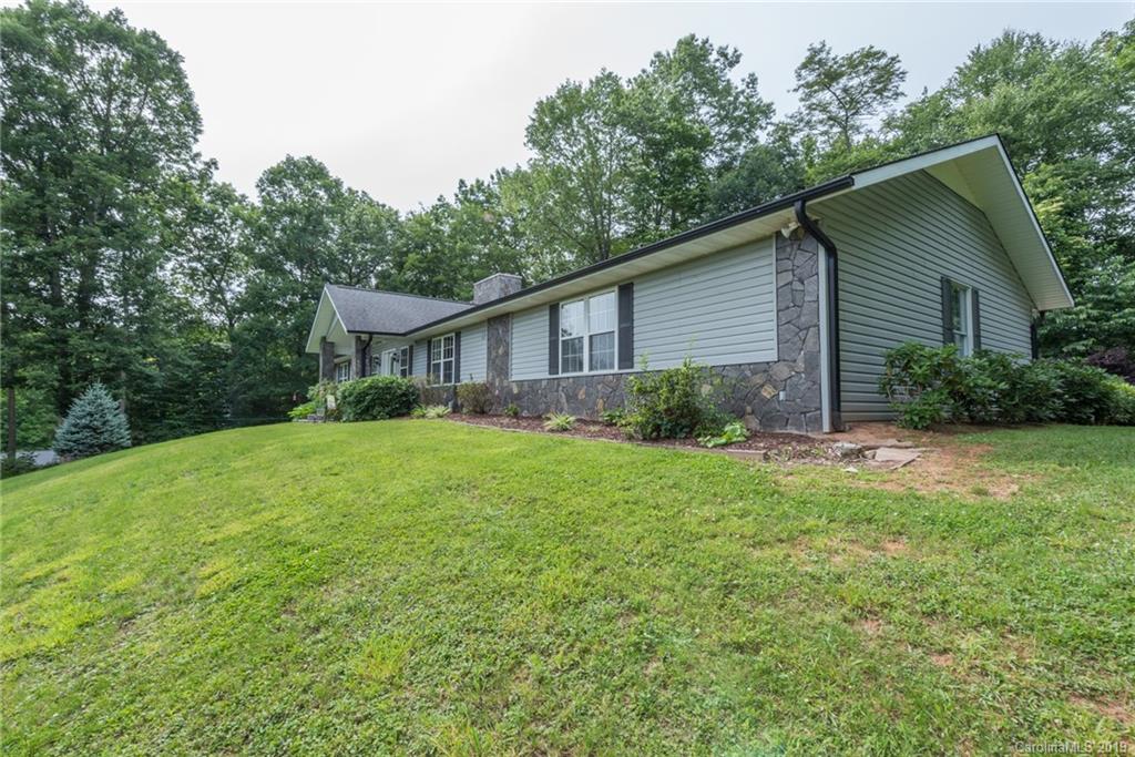 81 Lotawatah Drive Burnsville NC 28714