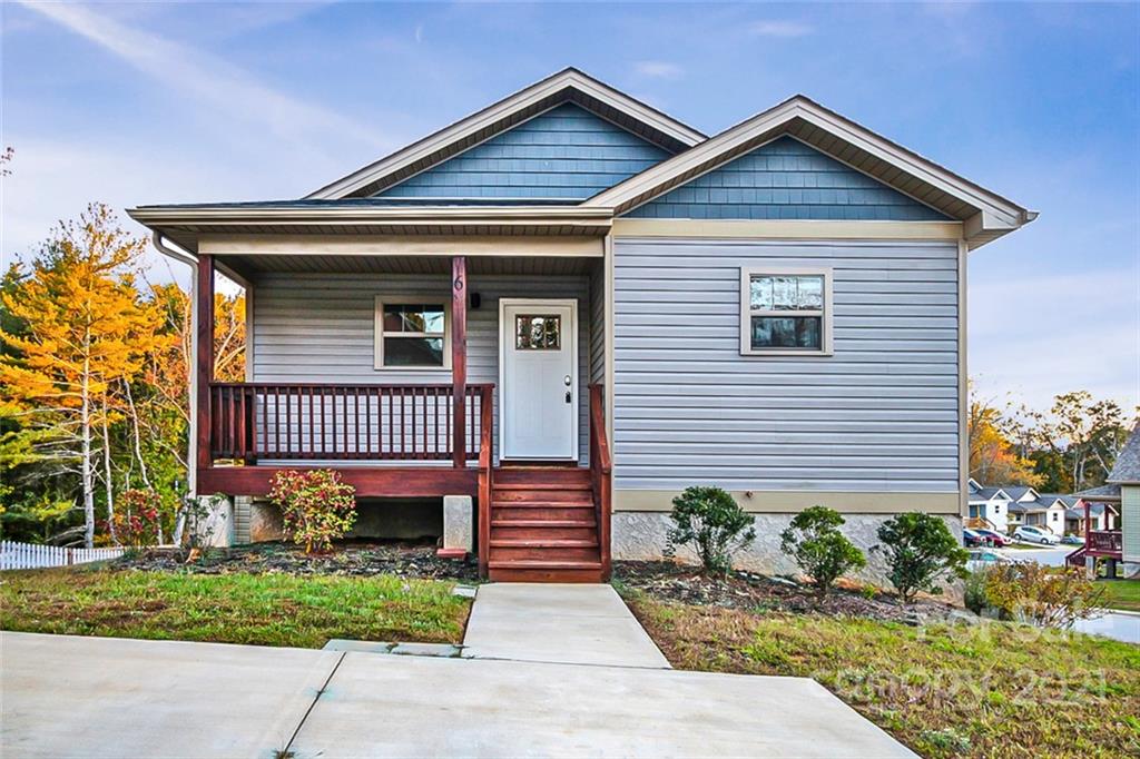 6 Yarrow Meadow Road Weaverville NC 28787