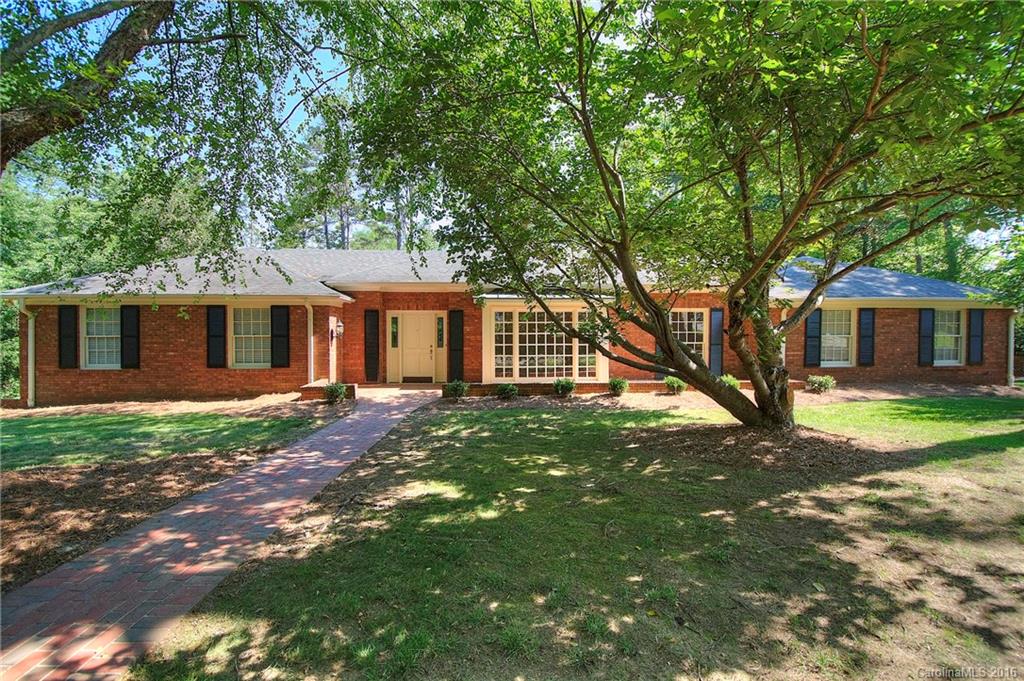 40 Lakewood Court NW Concord NC 28027