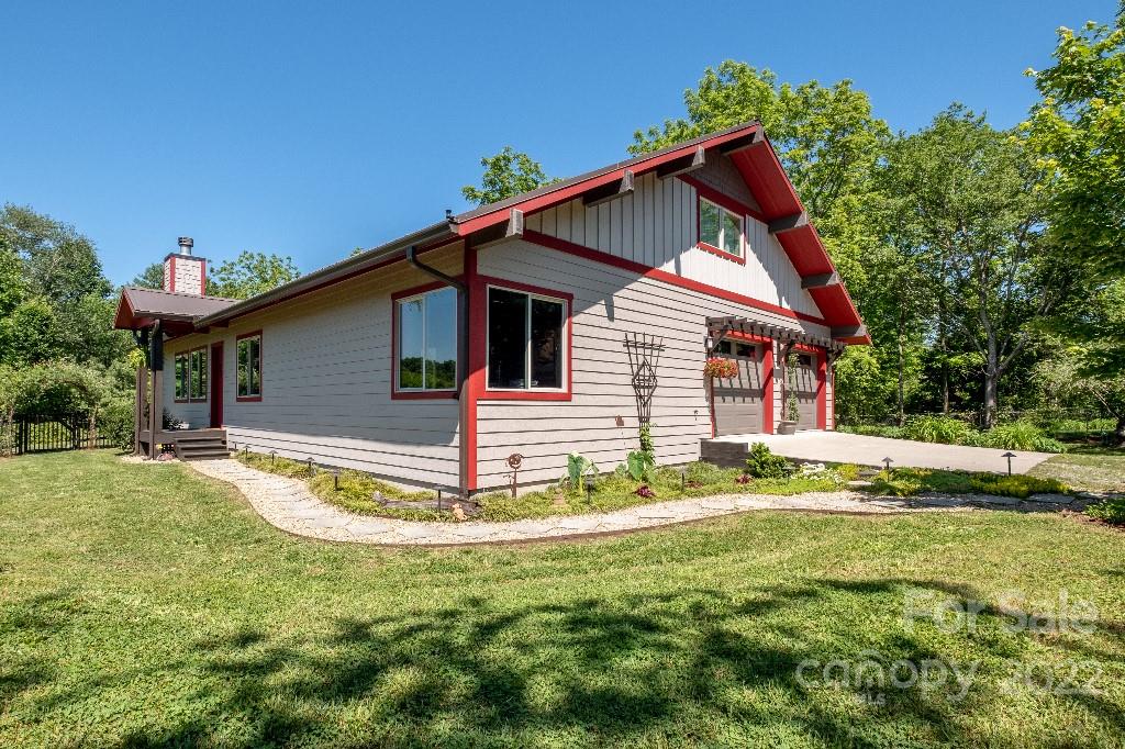 123 Gillespie Circle Brevard NC 28712
