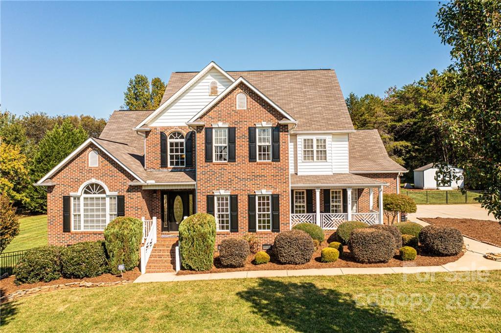 2898 Rosewood Lane Newton NC 28658